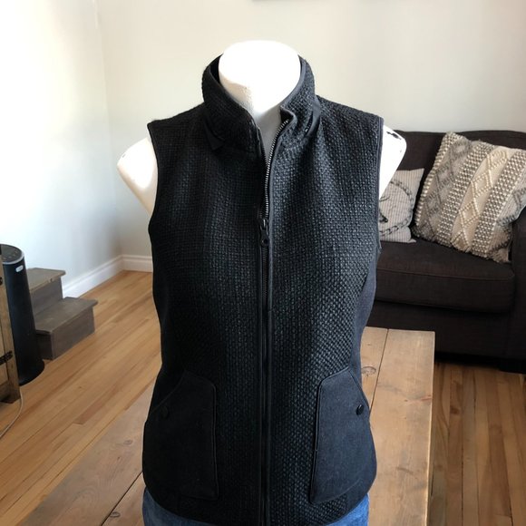 RW&CO. Black Warm Hooded Vest in Black - XS - Picture 15 of 16